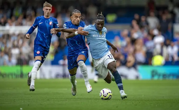 “Henüz gidilecek uzun bir yol var” – Bir Manchester City yıldızı, son pasını ‘geliştirmek’ için Chelsea performansını tekrar izleyecek.